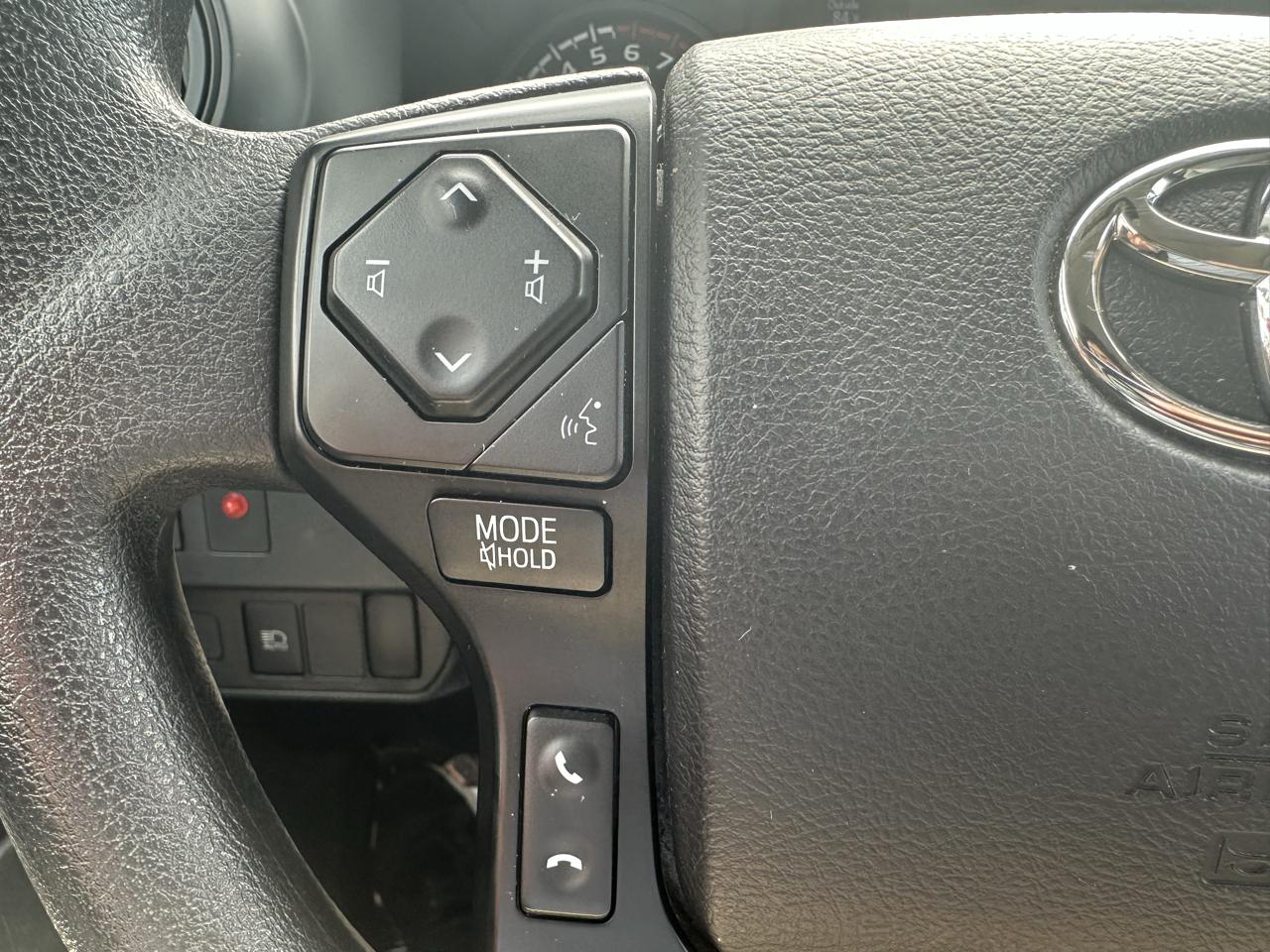 Toyota Tacoma 2WD SR5 Access Cab 6' Bed I4 AT (Natl) 2022