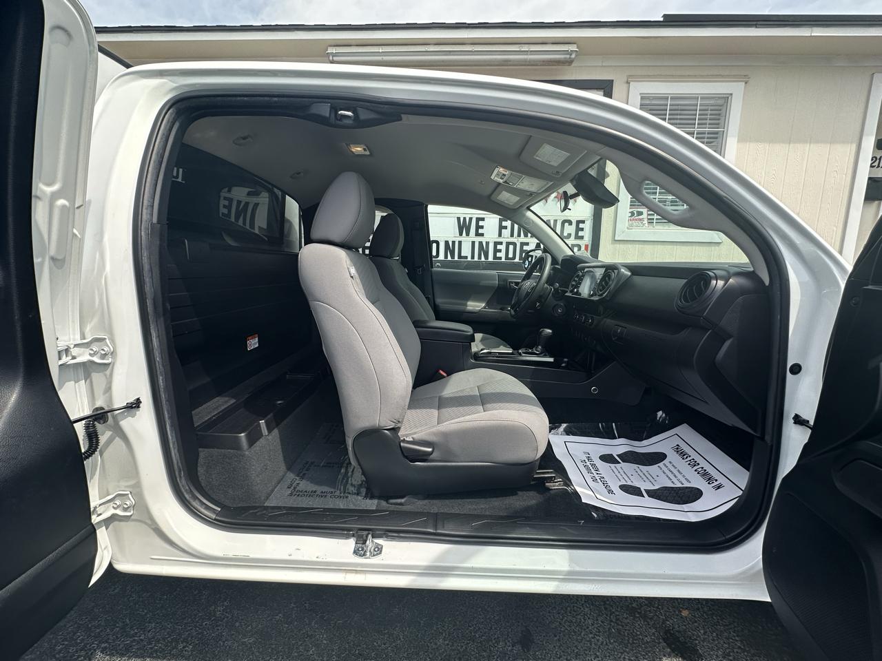 Toyota Tacoma 2WD SR5 Access Cab 6' Bed I4 AT (Natl) 2022