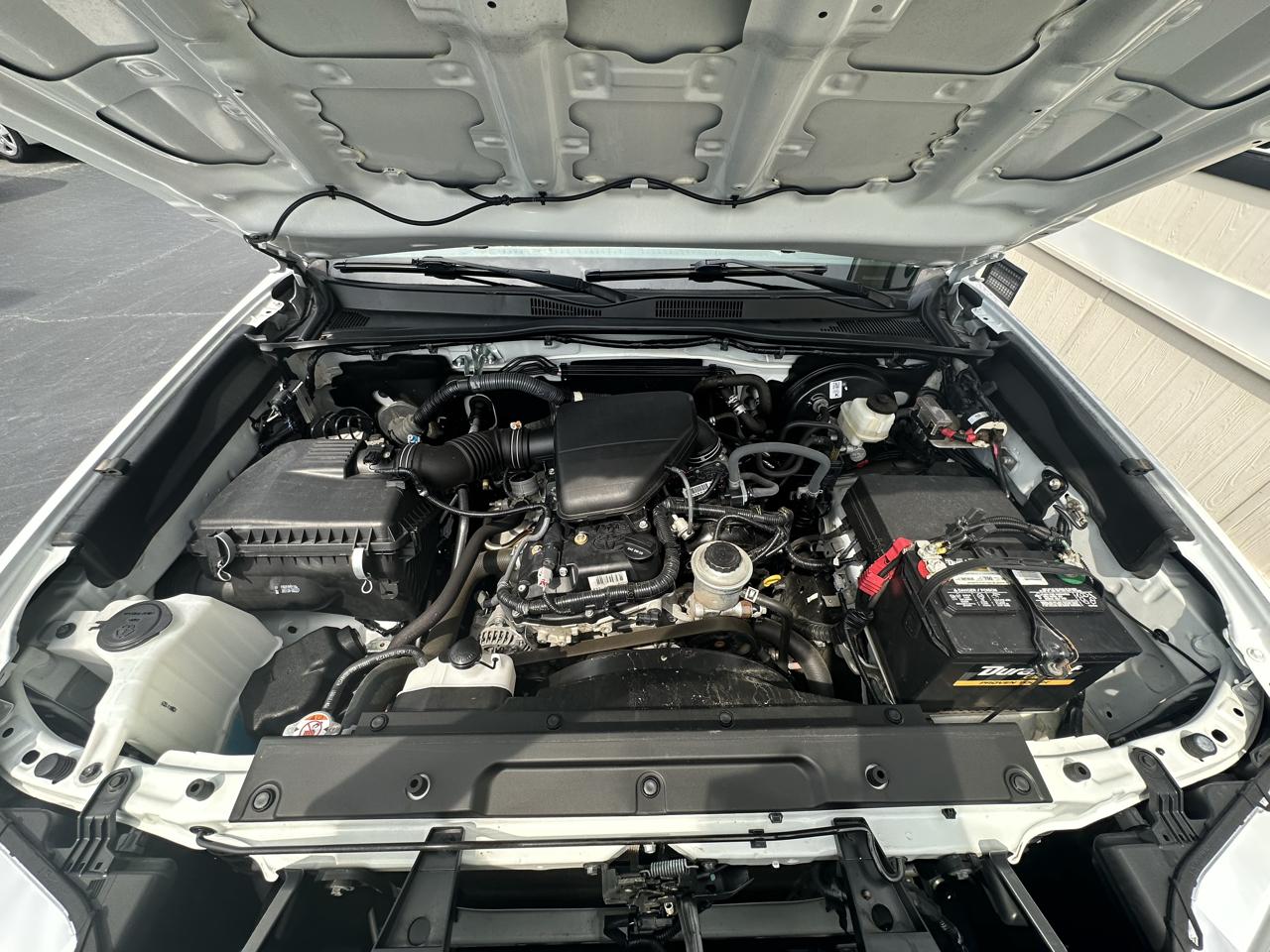 Toyota Tacoma 2WD SR5 Access Cab 6' Bed I4 AT (Natl) 2022