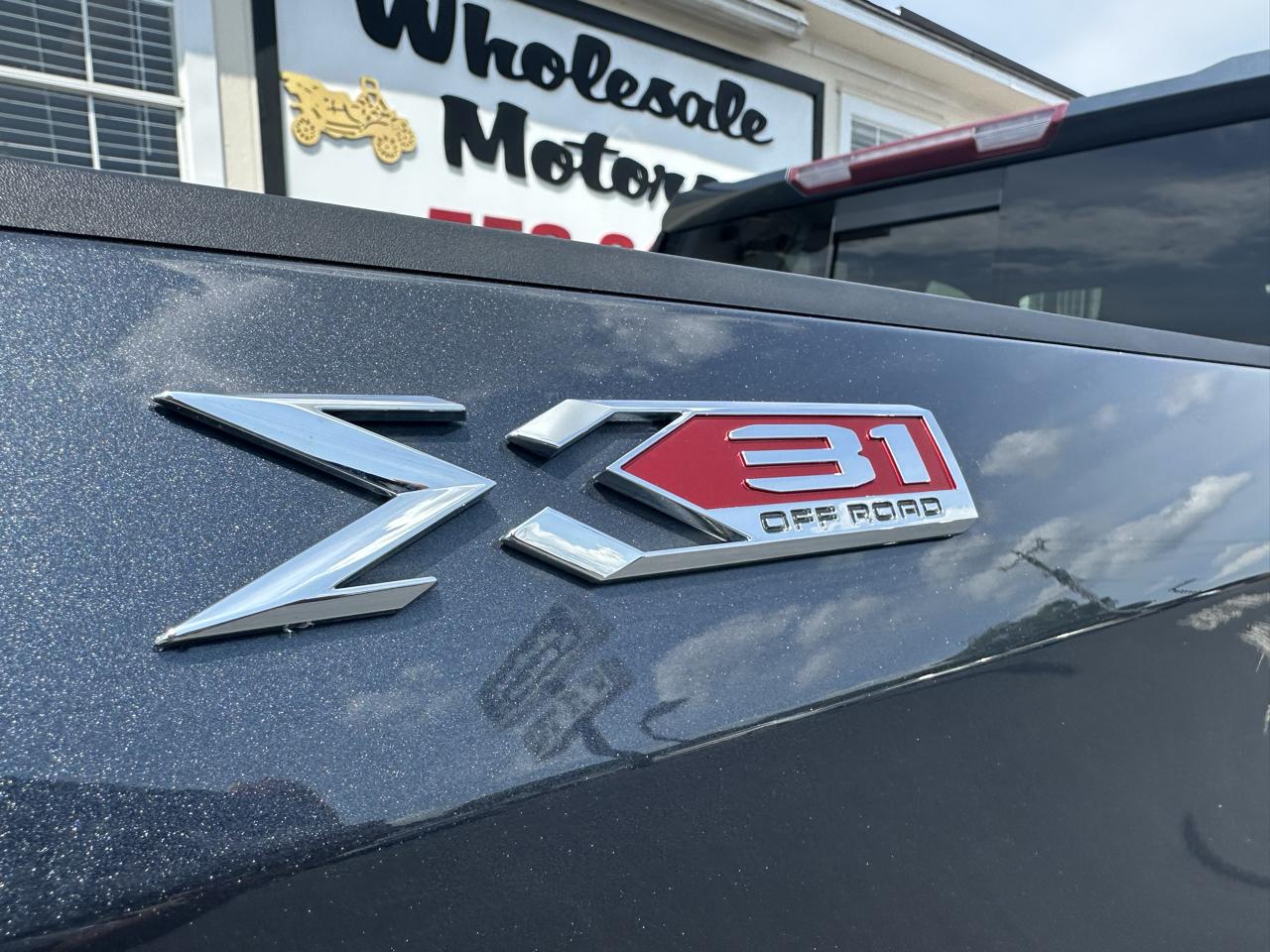 GMC Sierra 1500 4WD Crew Cab 147" SLT 2021