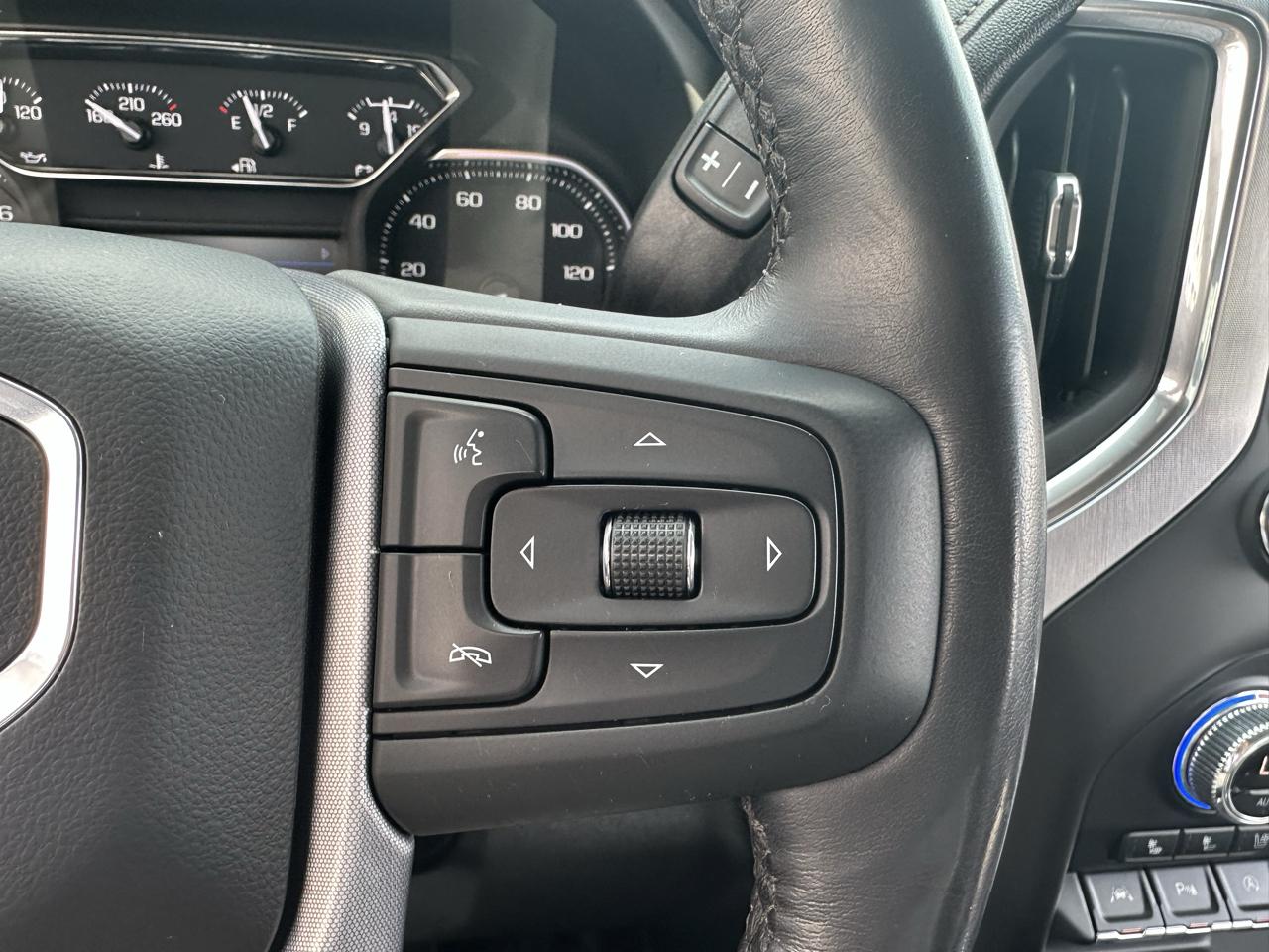 GMC Sierra 1500 4WD Crew Cab 147" SLT 2021
