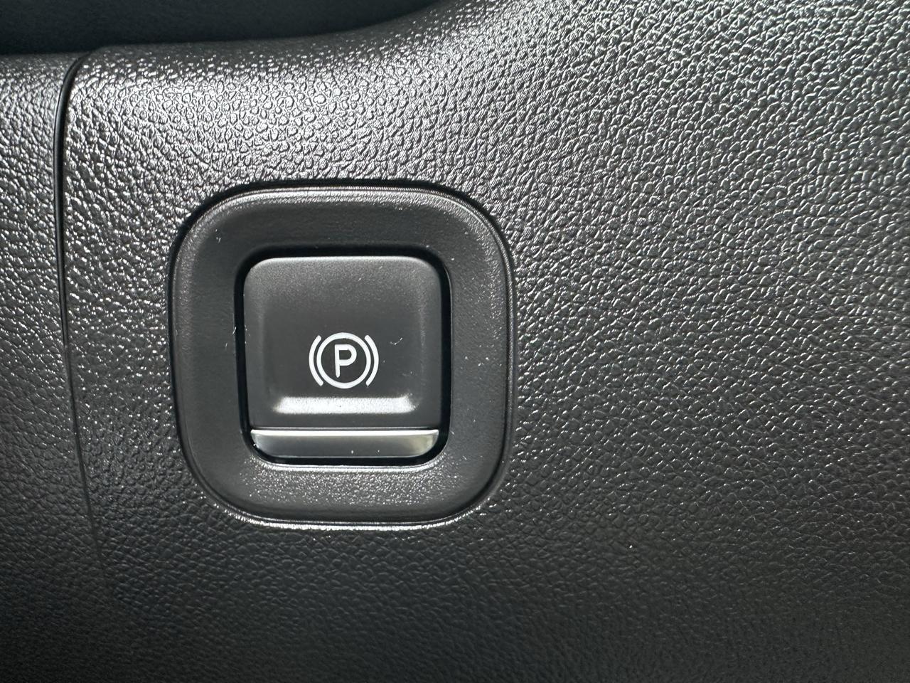 GMC Sierra 1500 4WD Crew Cab 147" SLT 2021