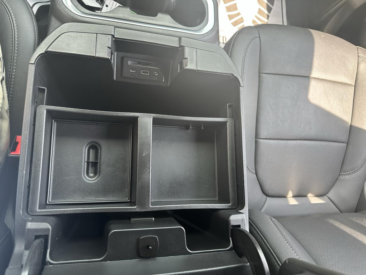 GMC Sierra 1500 4WD Crew Cab 147" SLT 2021