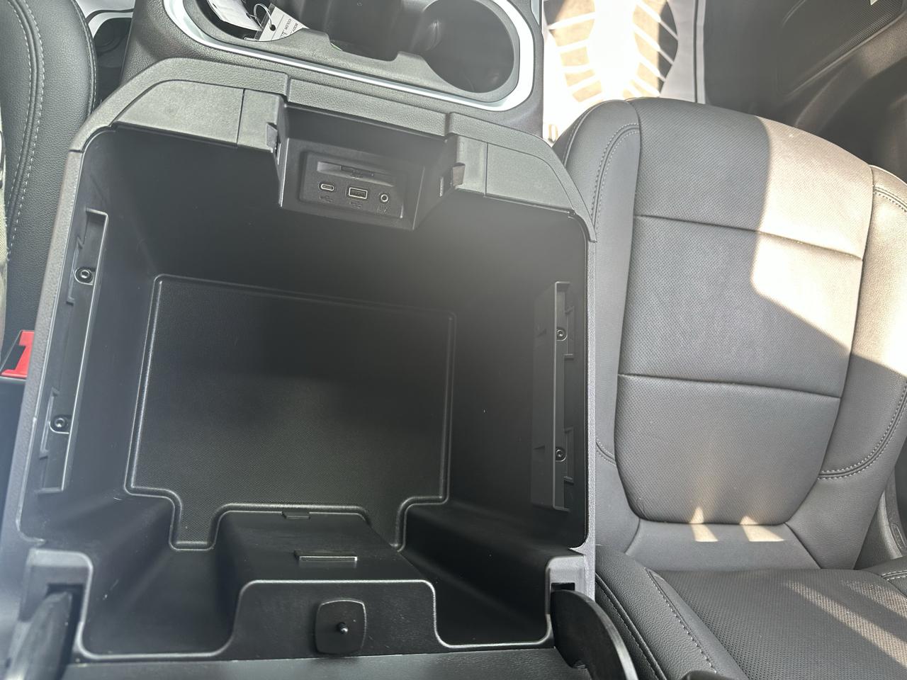 GMC Sierra 1500 4WD Crew Cab 147" SLT 2021