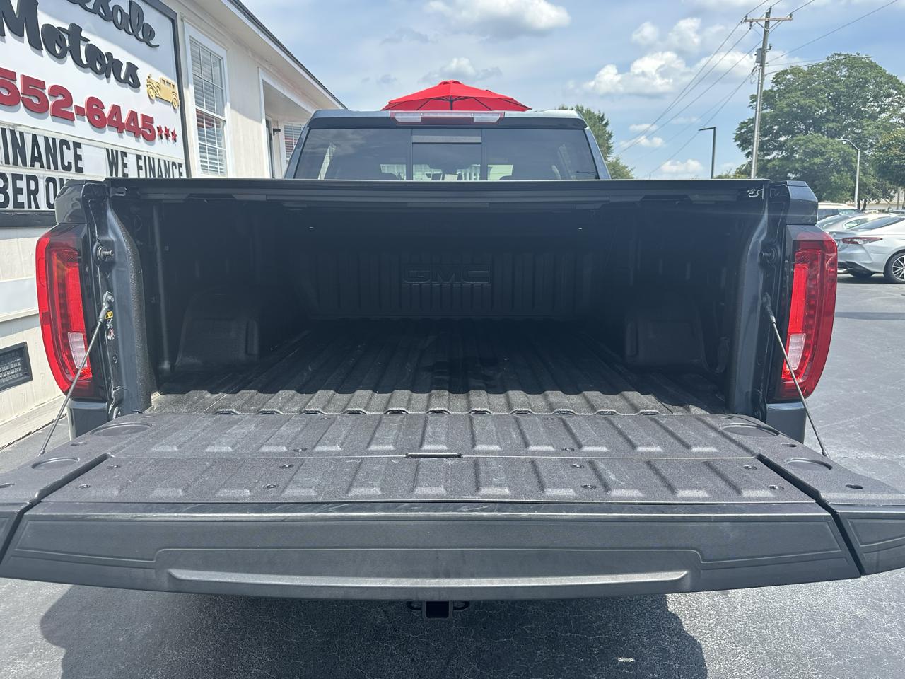 GMC Sierra 1500 4WD Crew Cab 147" SLT 2021