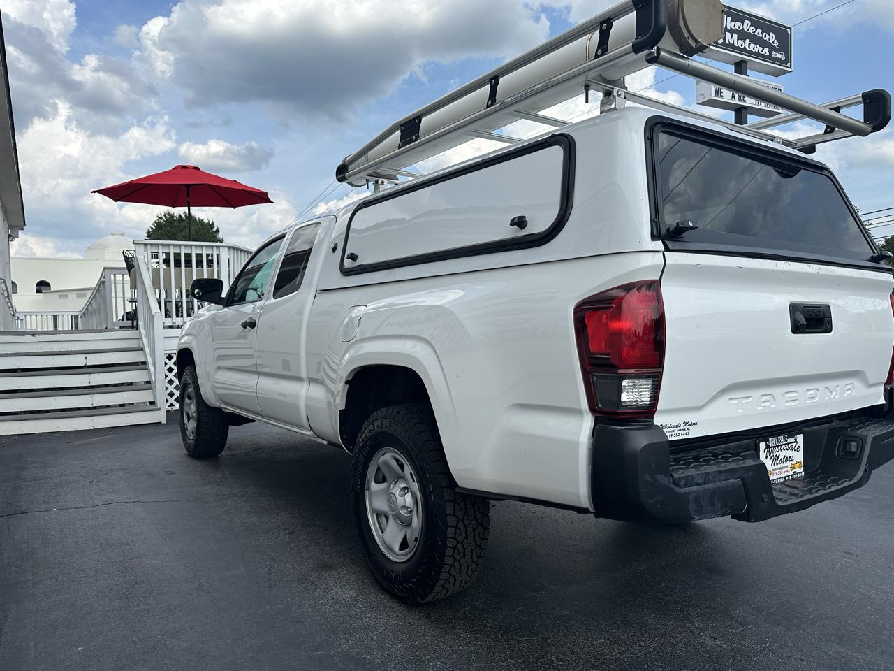 Toyota Tacoma 2WD SR5 Access Cab 6' Bed I4 AT (Natl) 2023