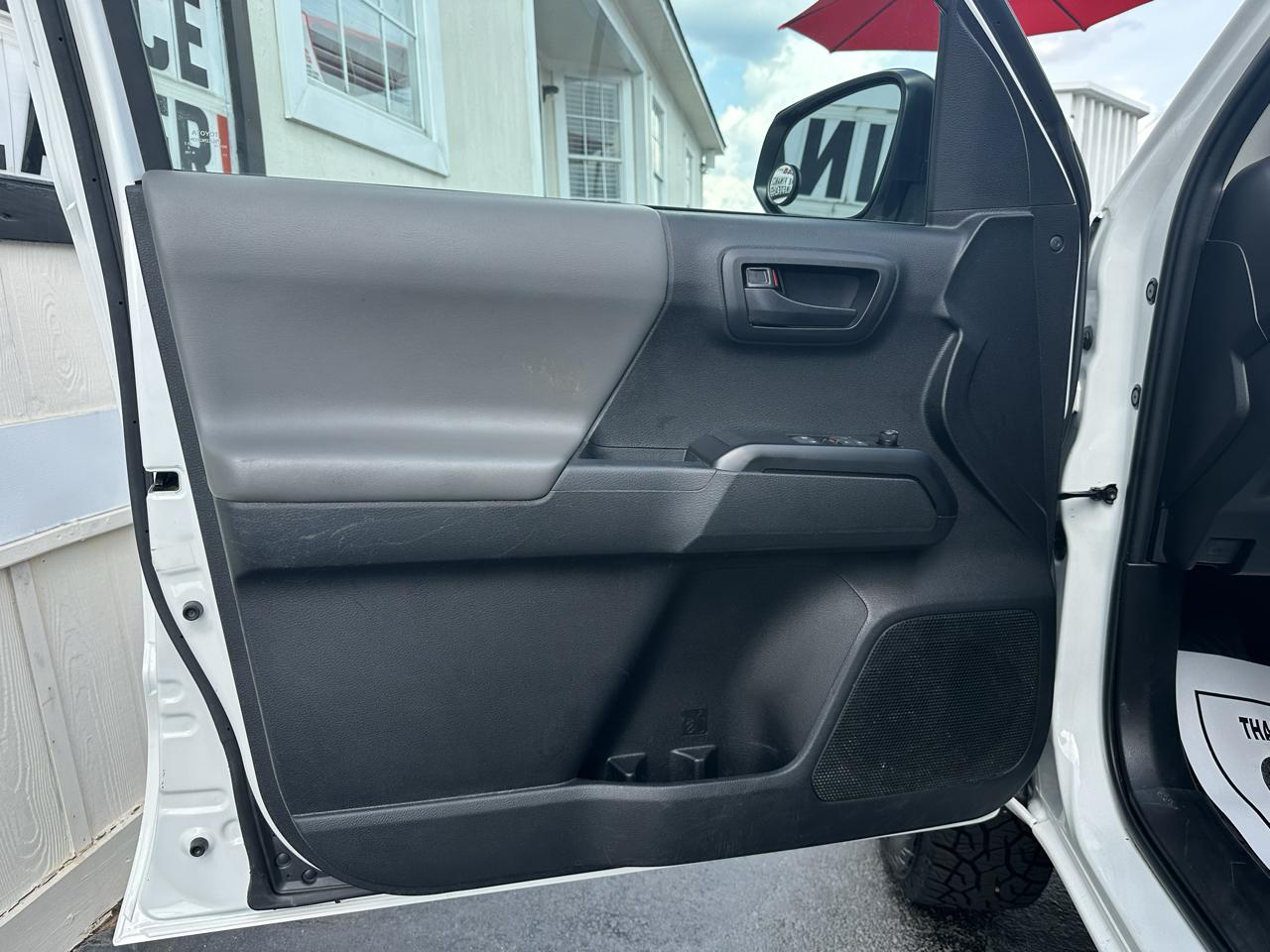 Toyota Tacoma 2WD SR5 Access Cab 6' Bed I4 AT (Natl) 2023