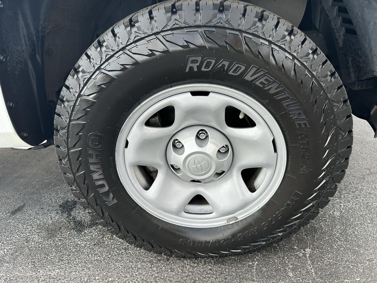 Toyota Tacoma 2WD SR5 Access Cab 6' Bed I4 AT (Natl) 2023