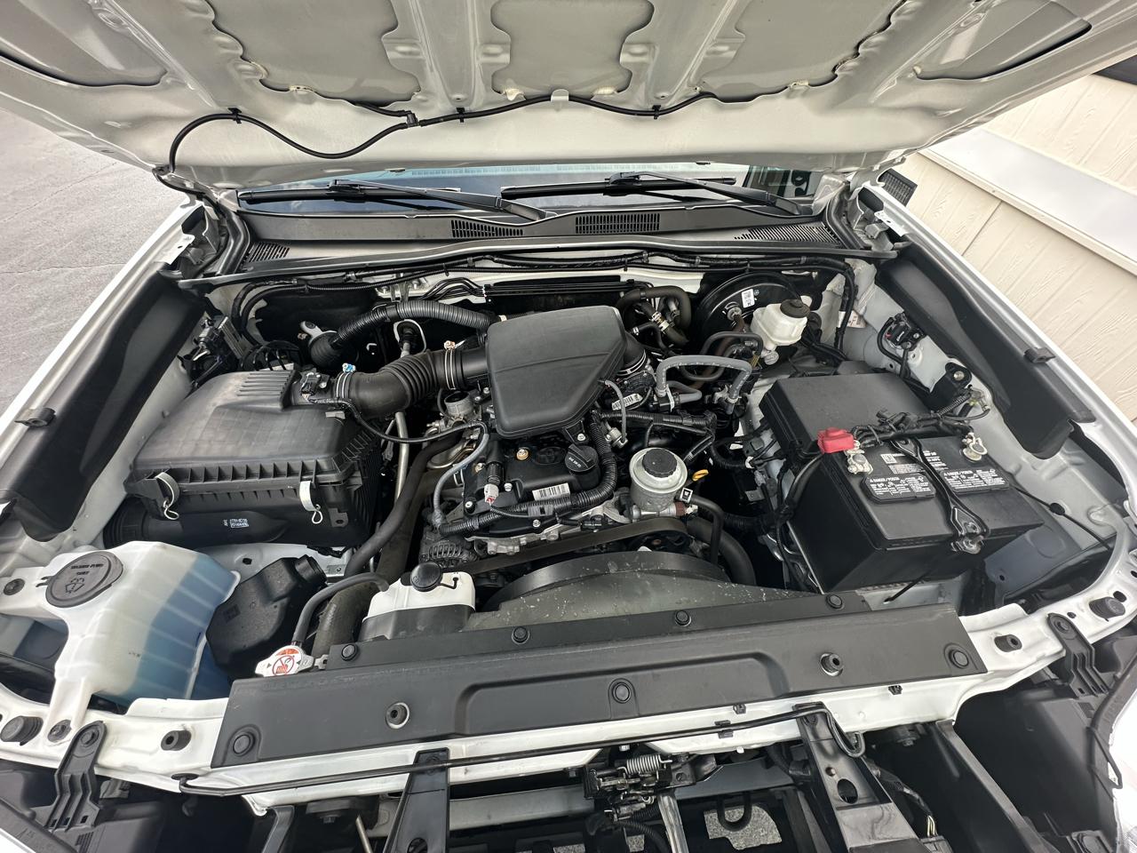 Toyota Tacoma 2WD SR5 Access Cab 6' Bed I4 AT (Natl) 2023