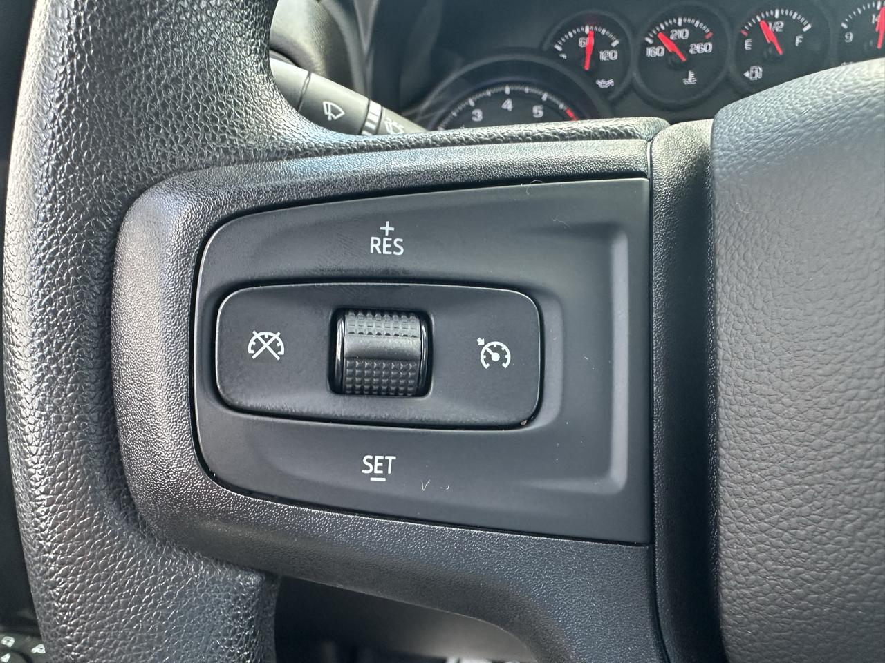 Chevrolet Silverado 1500 4WD Crew Cab 147" Custom Trail Boss 2019