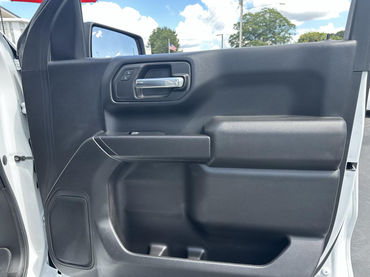 Chevrolet Silverado 1500 4WD Crew Cab 147" Custom Trail Boss 2019