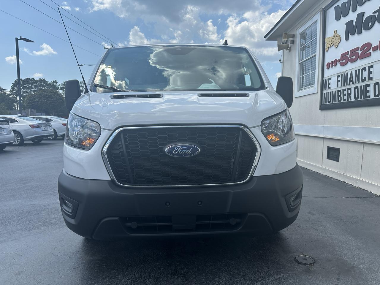 Ford Transit 250  2025