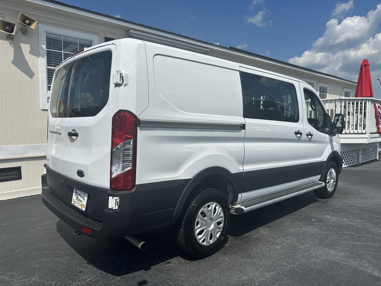 Ford Transit 250  2025
