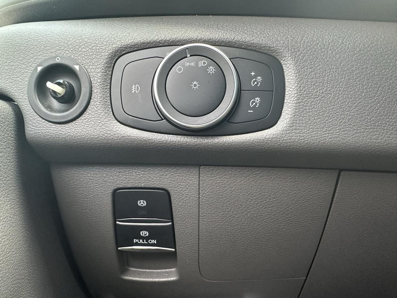 Ford Transit 250  2025