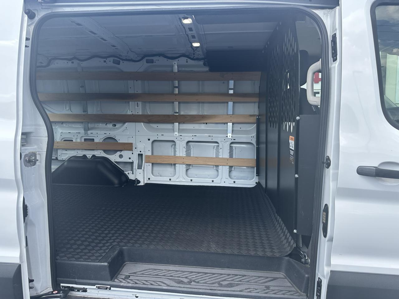 Ford Transit 250  2025