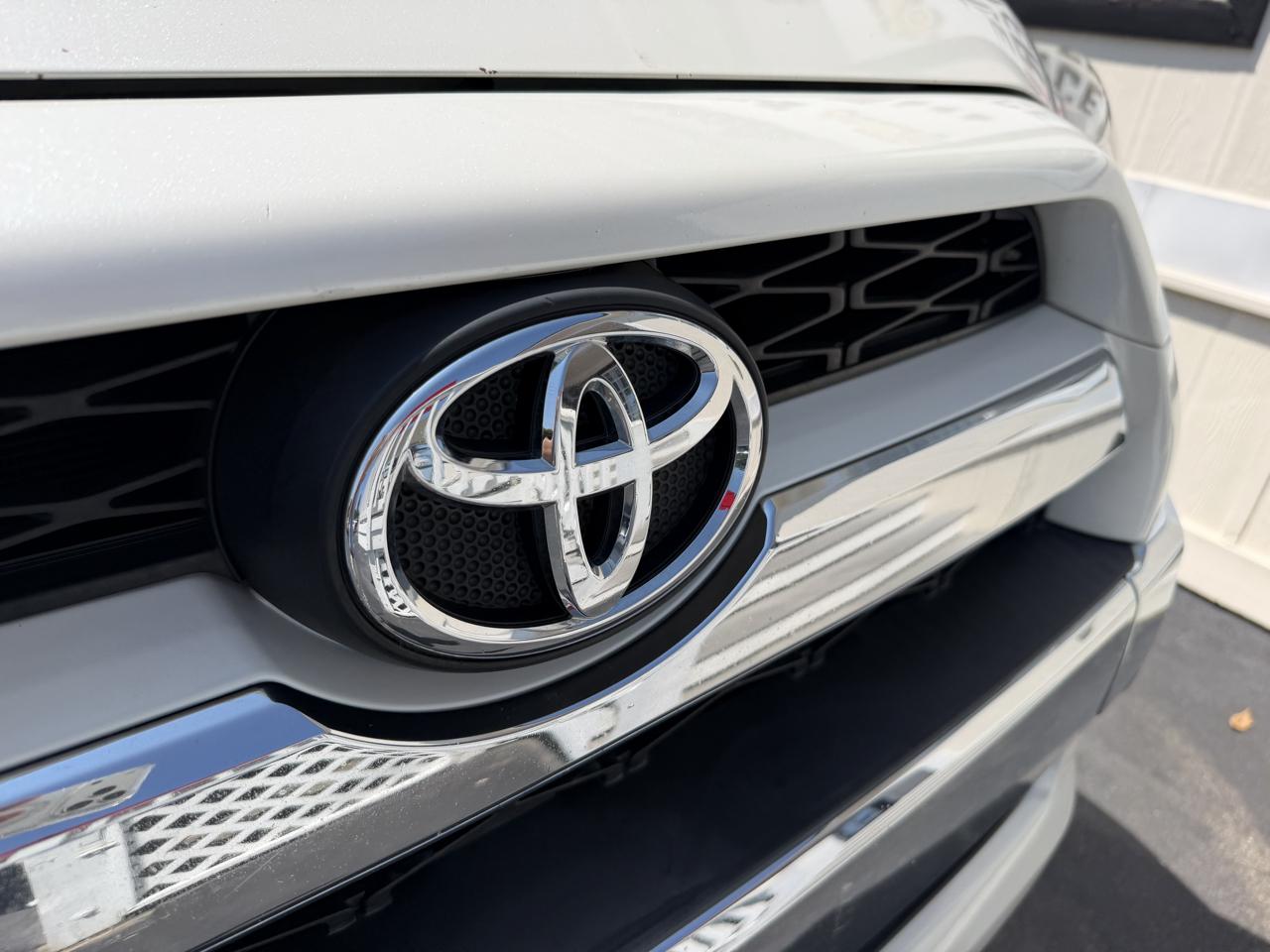 Toyota 4Runner Limited 2016