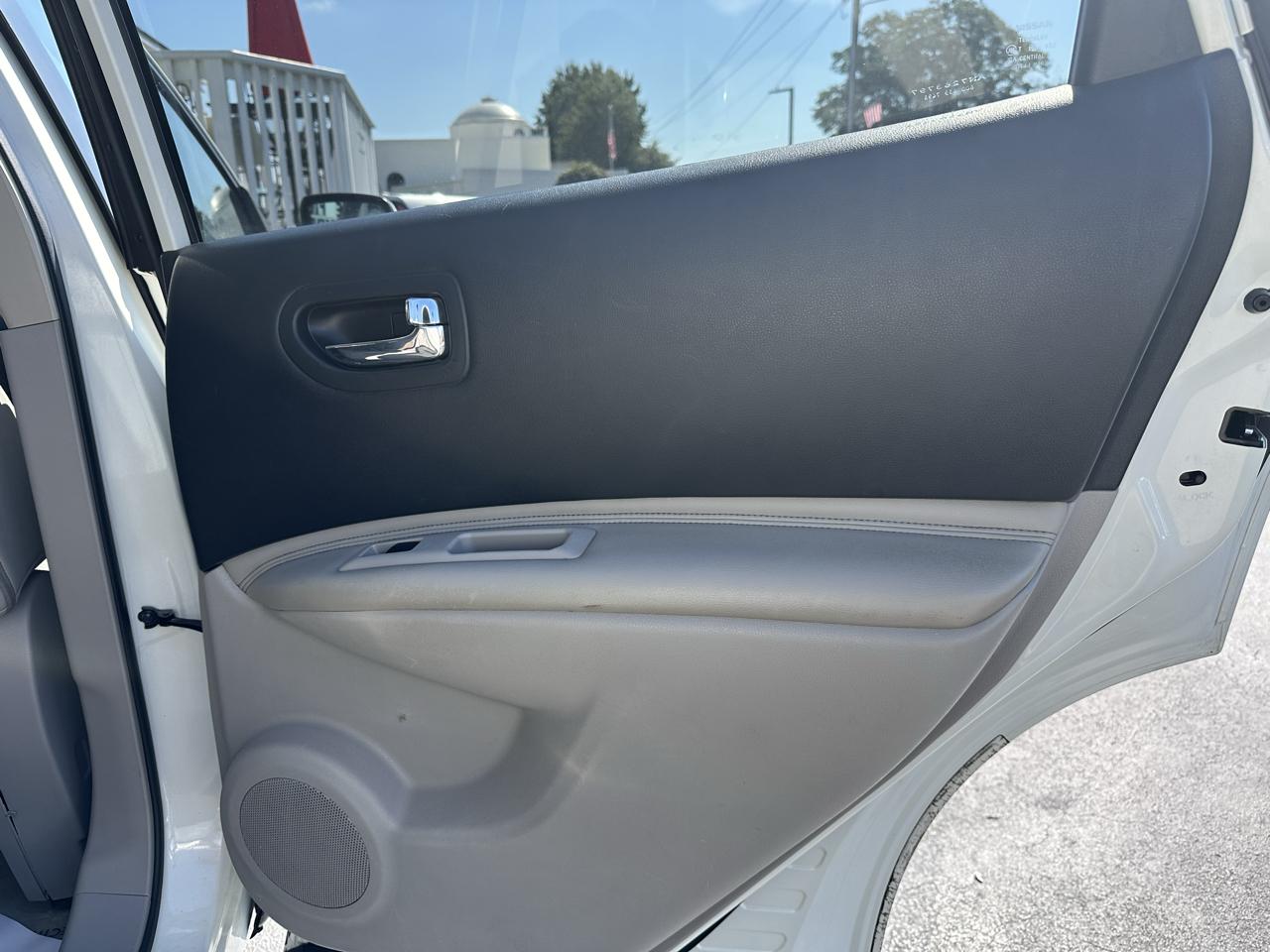 Nissan Rogue FWD 4dr SL 2009