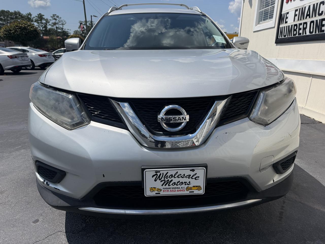 Nissan Rogue FWD 4dr SV 2016