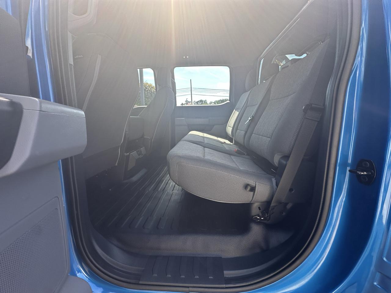 Ford F-150 XLT 2WD SuperCrew 5.5' Box 2021