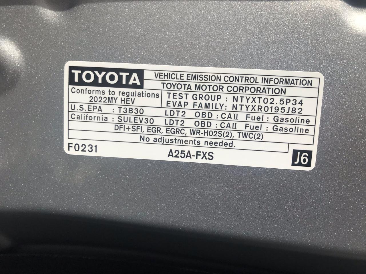 Toyota Sienna Hybrid XLE 5D Wagon 7 Pass 2022