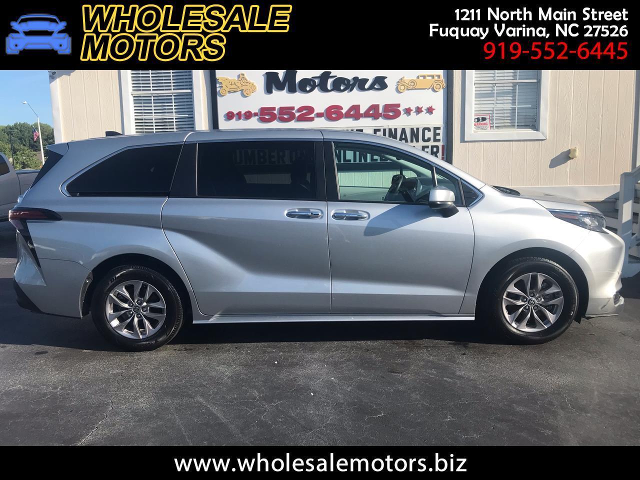 Toyota Sienna Hybrid XLE 5D Wagon 7 Pass 2022