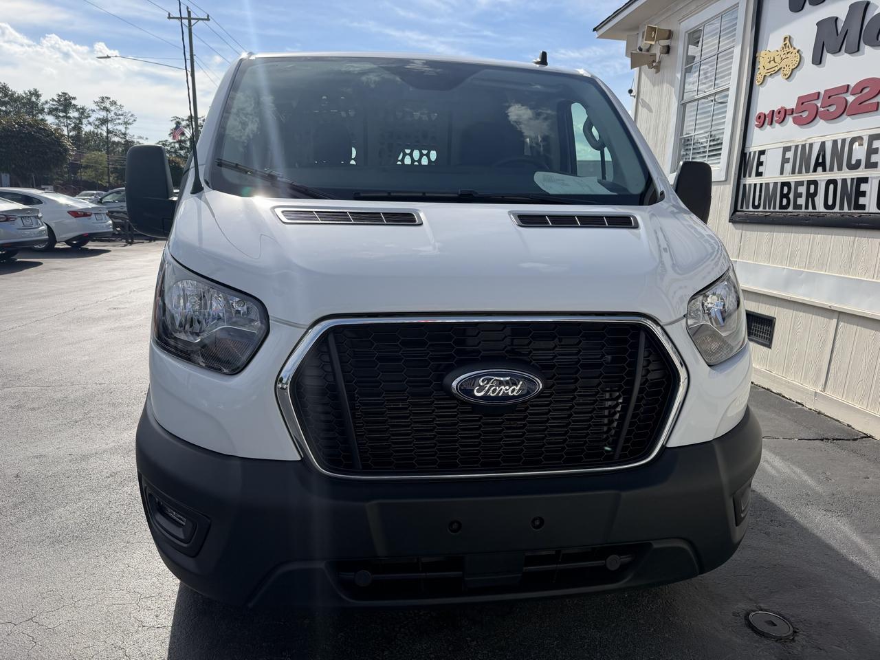 Ford Transit Cargo Van T-250 130" Low Rf 9070 GVWR RWD 2025