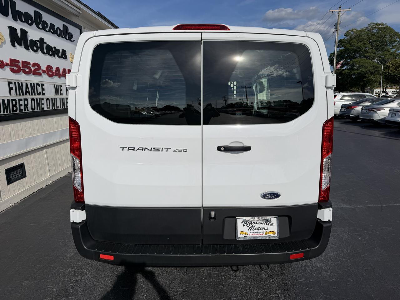 Ford Transit Cargo Van T-250 130" Low Rf 9070 GVWR RWD 2025