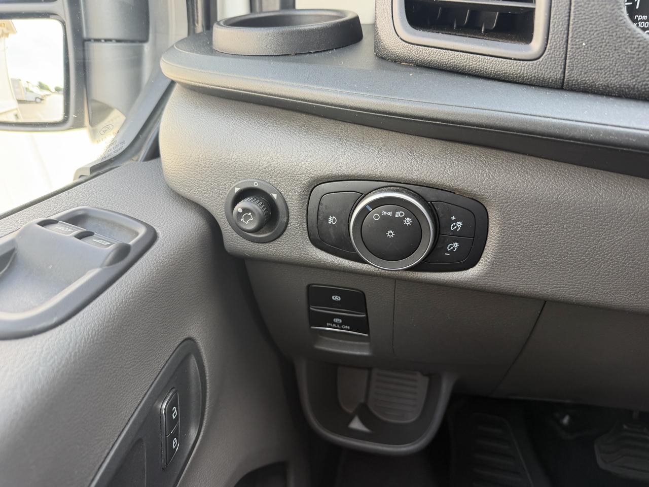 Ford Transit Cargo Van T-250 130" Low Rf 9070 GVWR RWD 2025