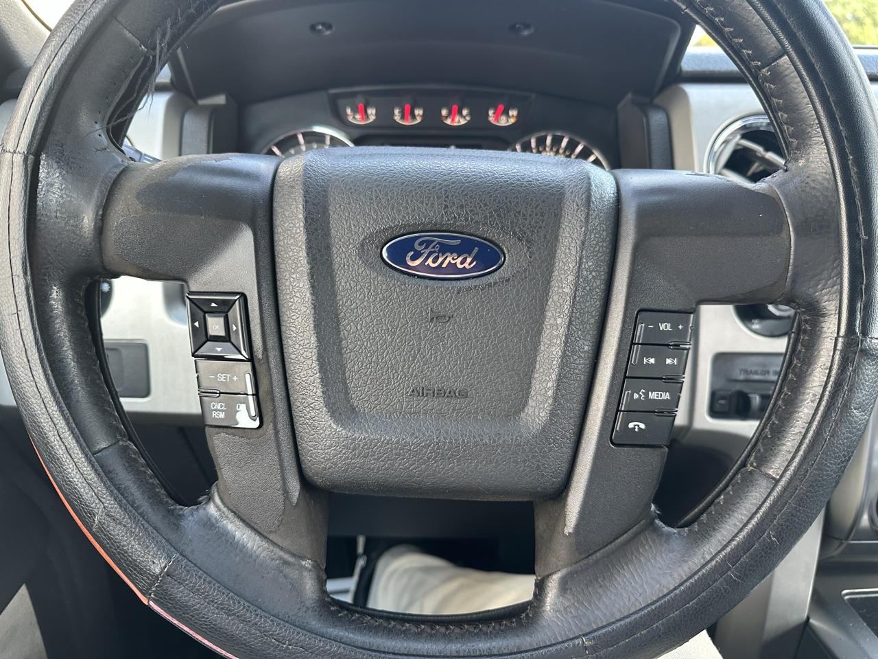 Ford F-150 4WD SuperCrew 145" King Ranch 2013