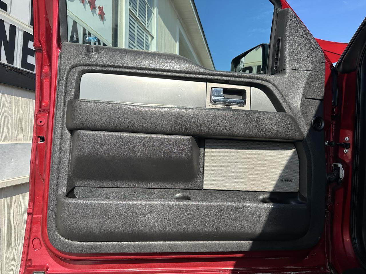Ford F-150 4WD SuperCrew 145" King Ranch 2013