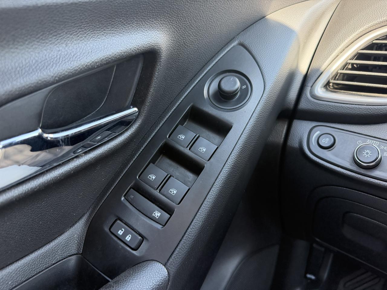 Chevrolet Trax FWD 4dr LT 2019