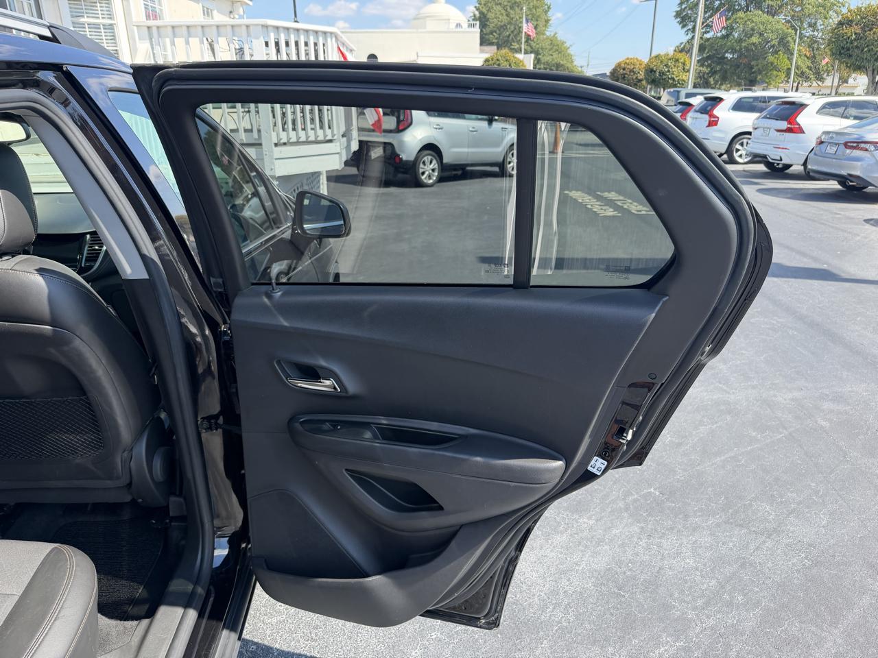 Chevrolet Trax FWD 4dr LT 2019
