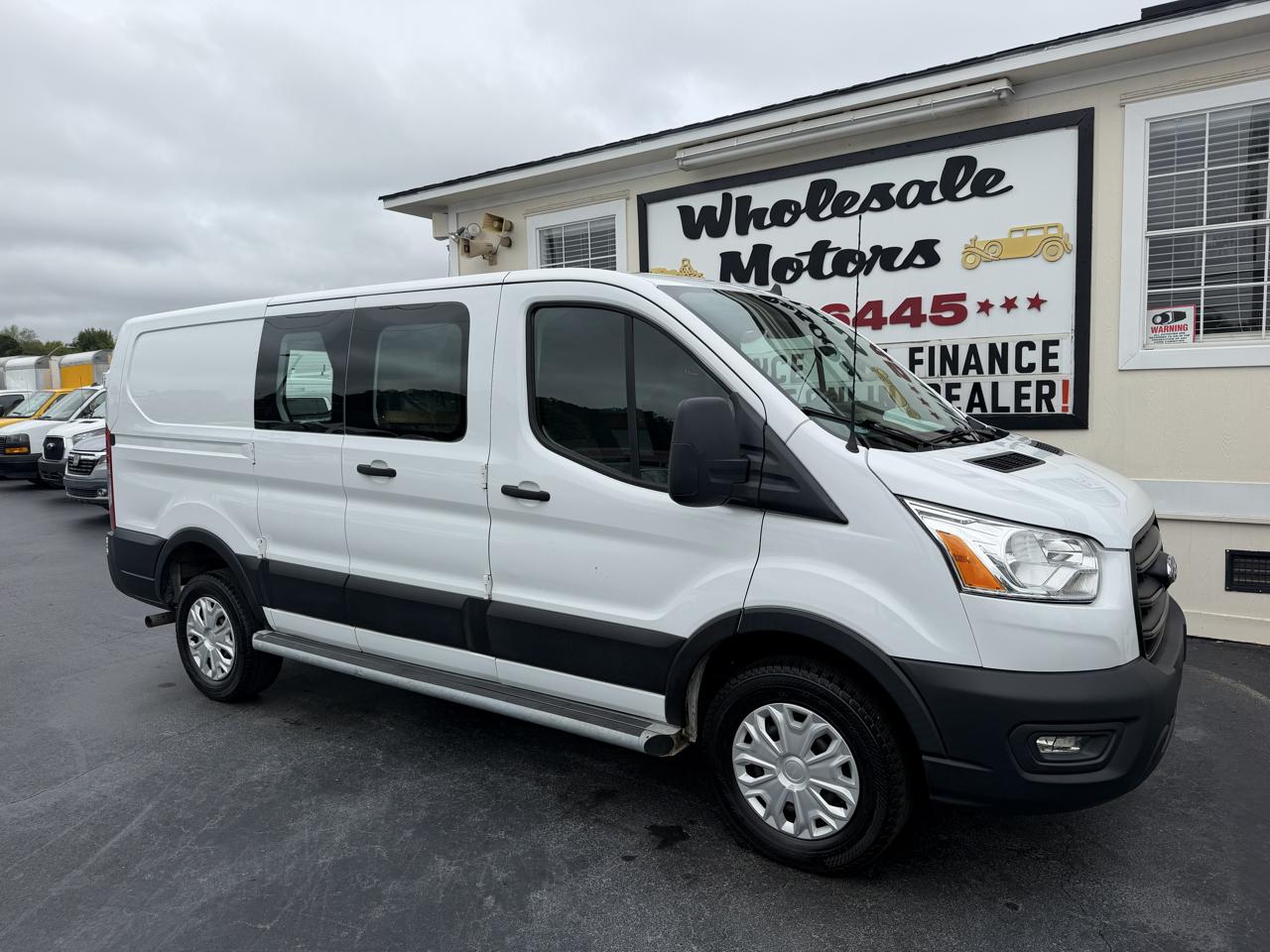 Ford Transit Cargo Van T-250 130" Low Rf 9070 GVWR RWD 2022