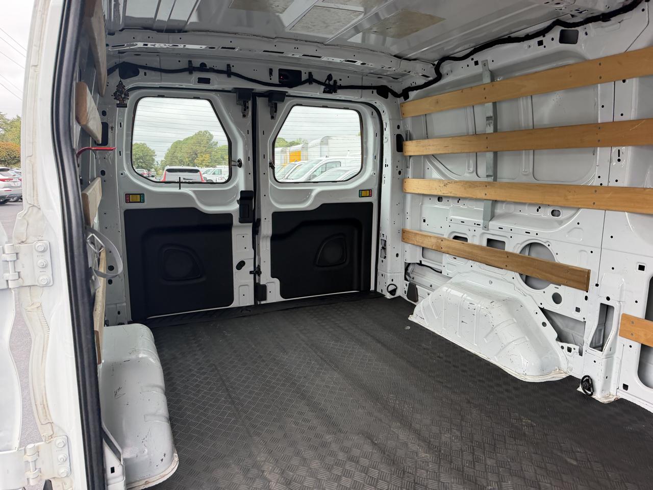 Ford Transit Cargo Van T-250 130" Low Rf 9070 GVWR RWD 2022