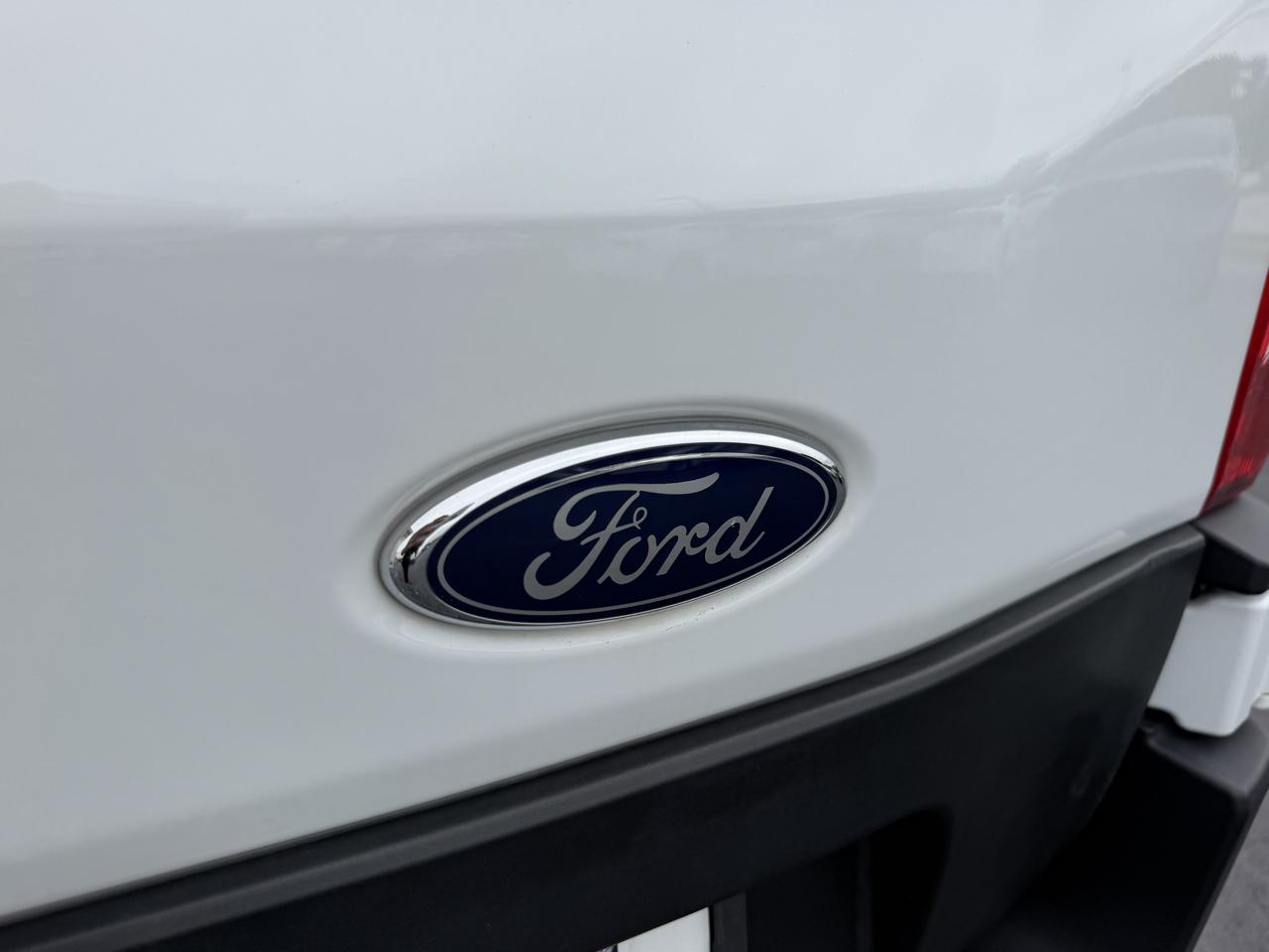 Ford Transit Cargo Van T-250 130" Low Rf 9070 GVWR RWD 2022