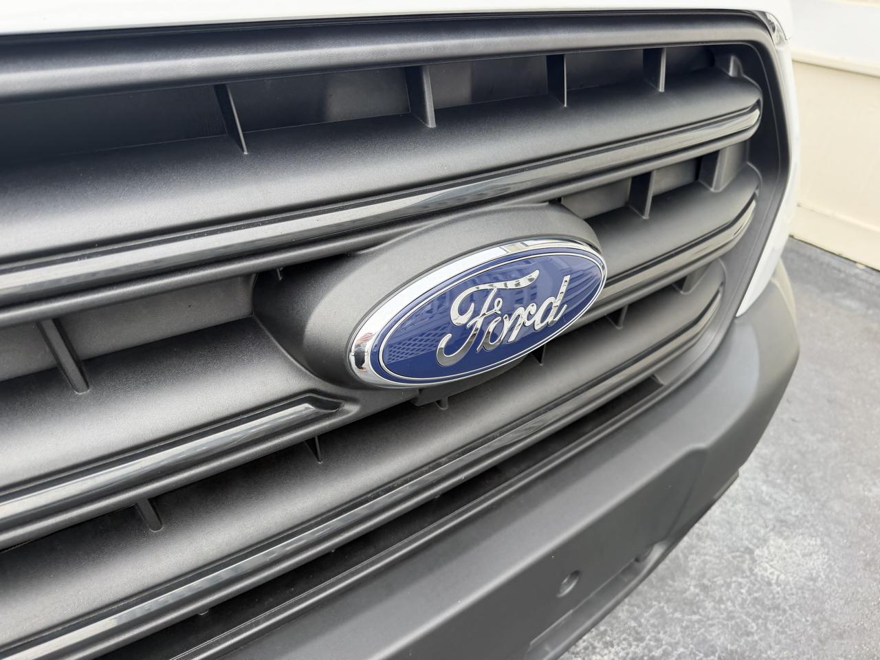 Ford Transit Cargo Van T-250 130" Low Rf 9070 GVWR RWD 2022