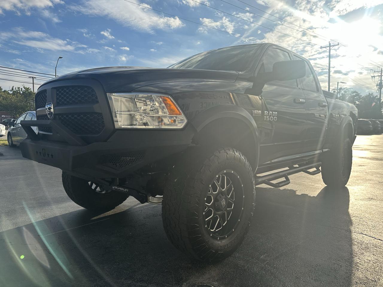 RAM 1500 4WD Quad Cab 140.5" Big Horn 2016