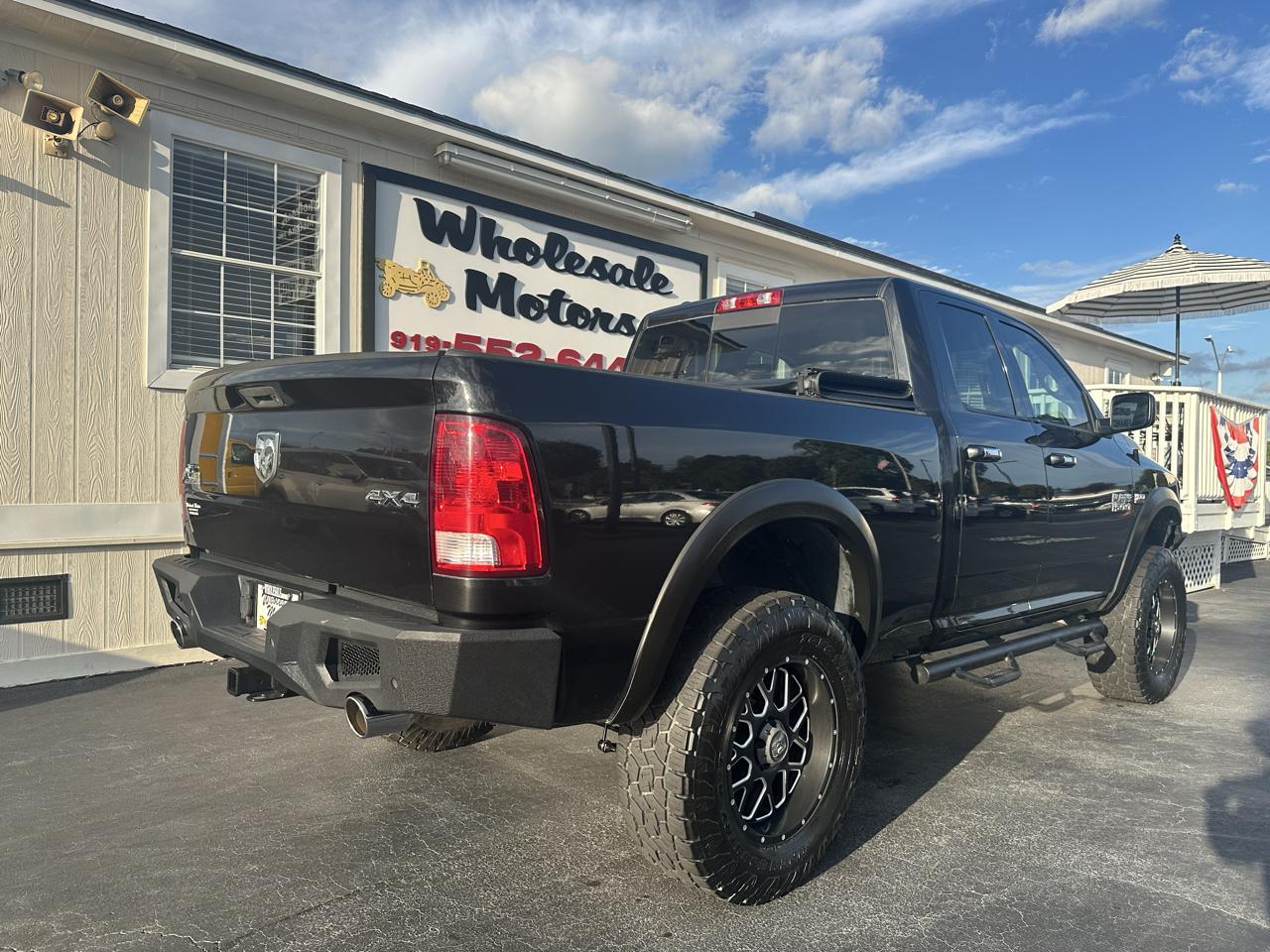 RAM 1500 4WD Quad Cab 140.5" Big Horn 2016