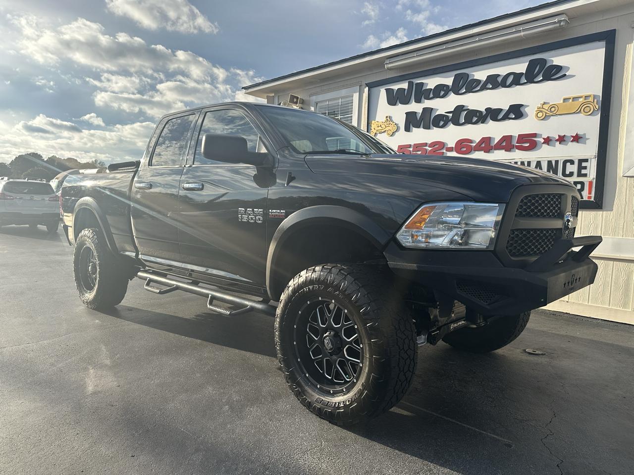 RAM 1500 4WD Quad Cab 140.5" Big Horn 2016