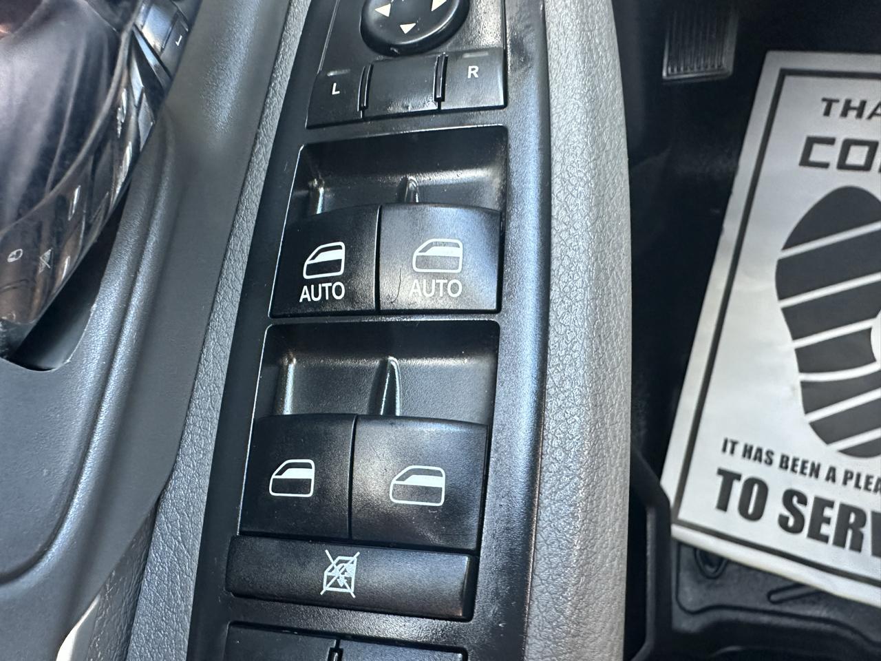 RAM 1500 4WD Quad Cab 140.5" Big Horn 2016
