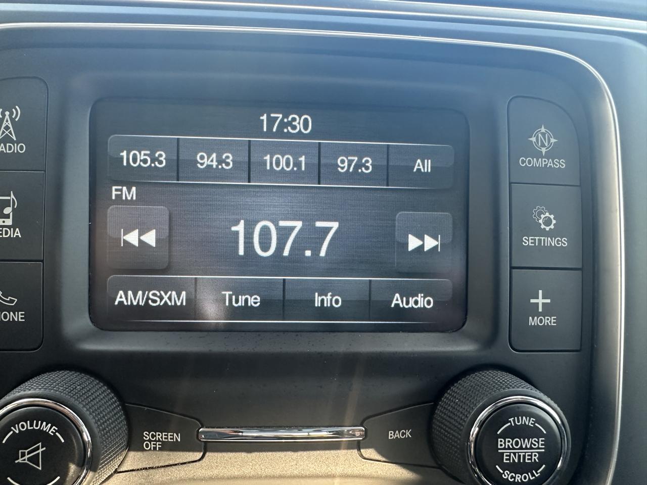 RAM 1500 4WD Quad Cab 140.5" Big Horn 2016
