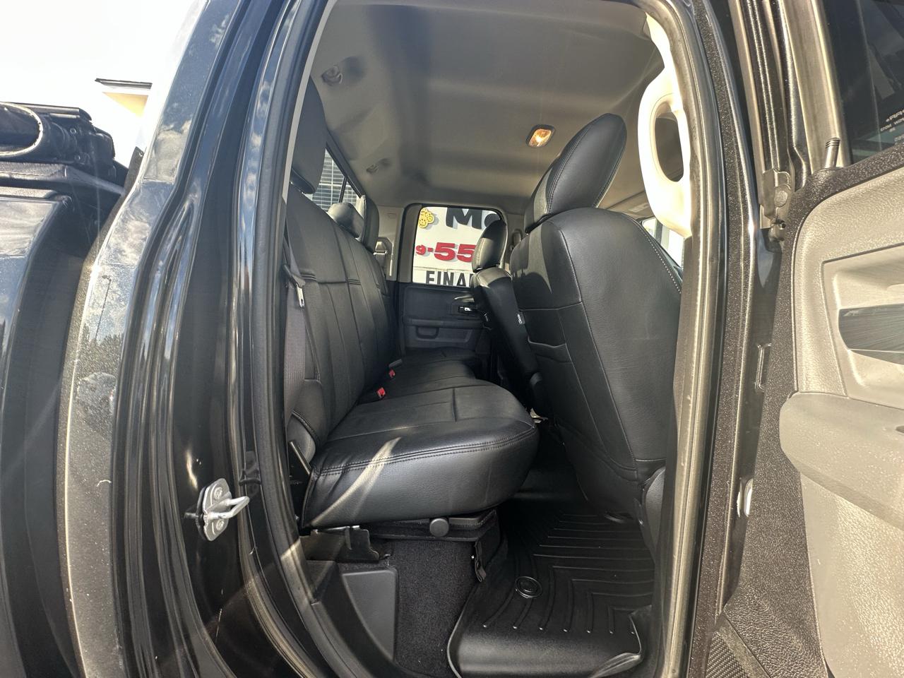 RAM 1500 4WD Quad Cab 140.5" Big Horn 2016