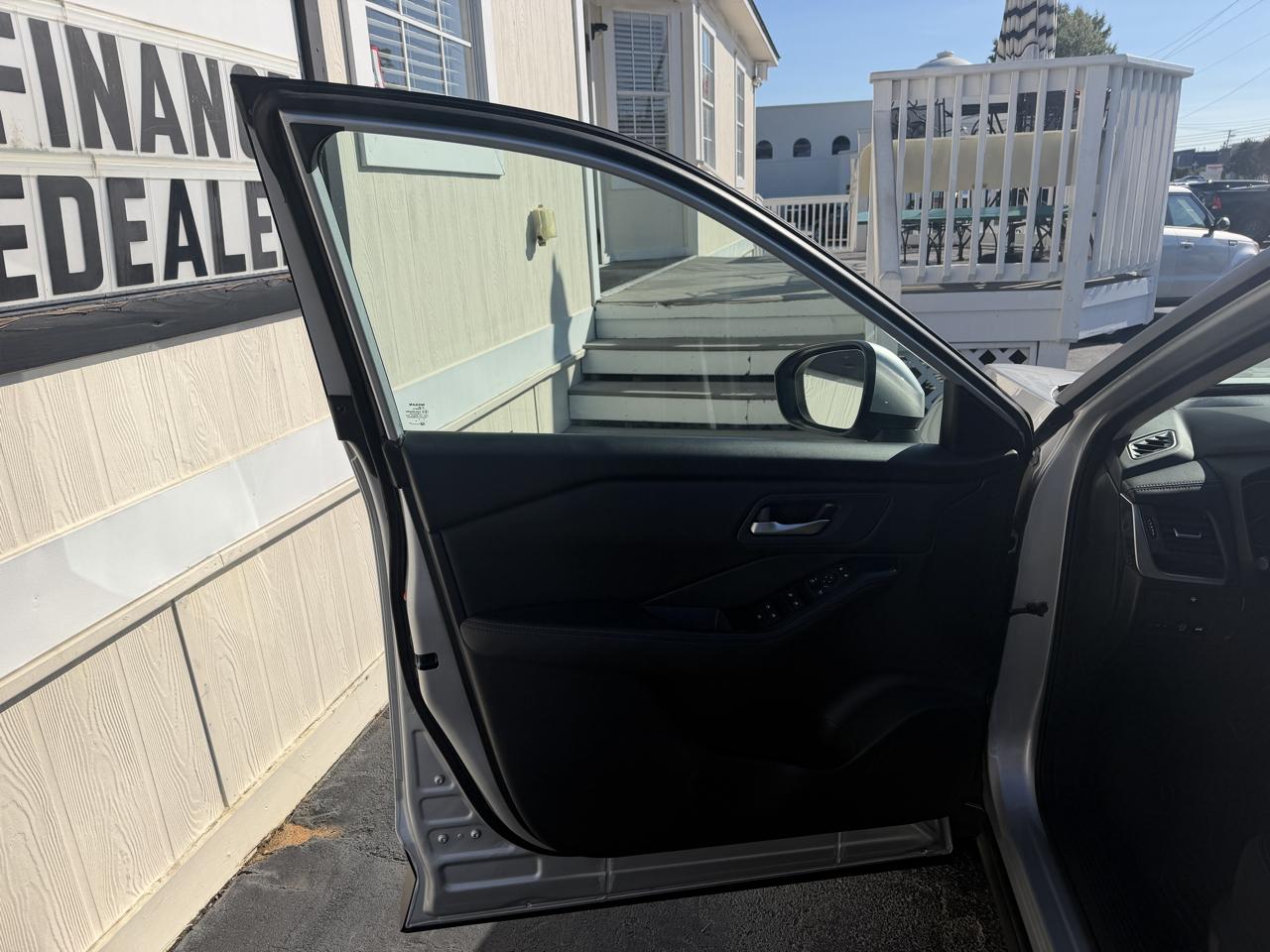 Nissan Rogue AWD SV 2024