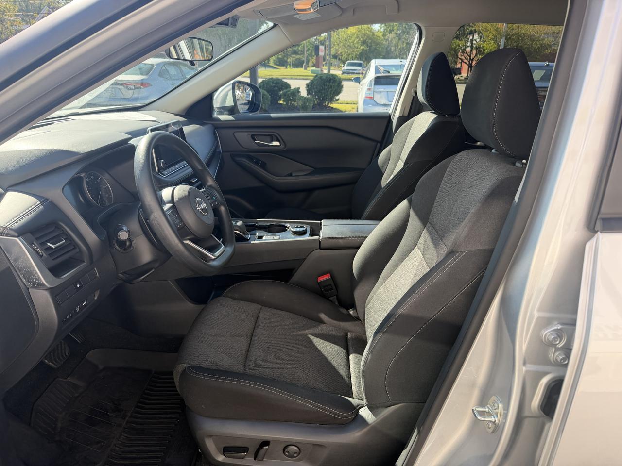 Nissan Rogue AWD SV 2024
