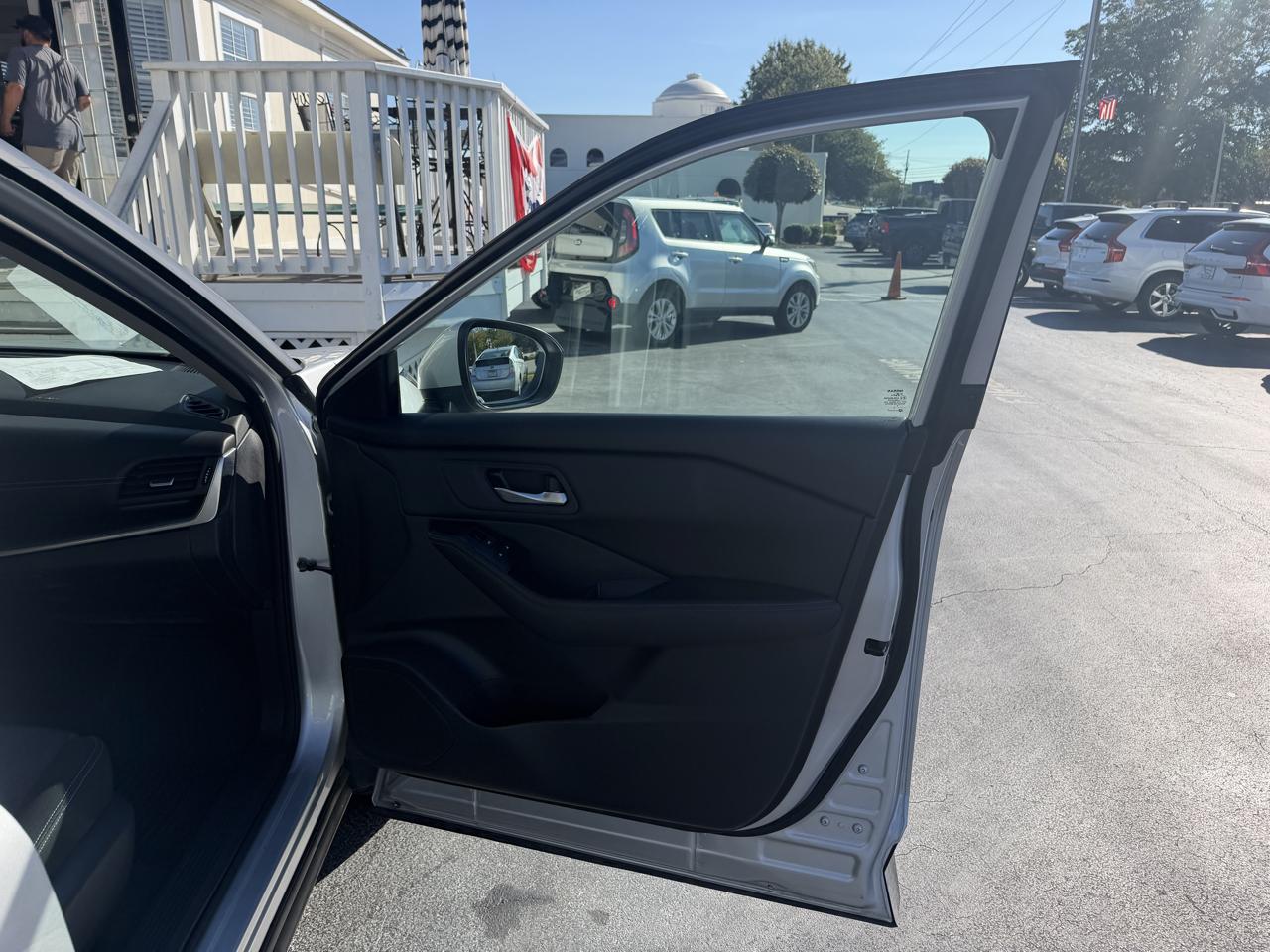 Nissan Rogue AWD SV 2024