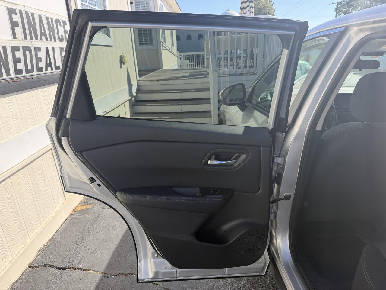 Nissan Rogue AWD SV 2024