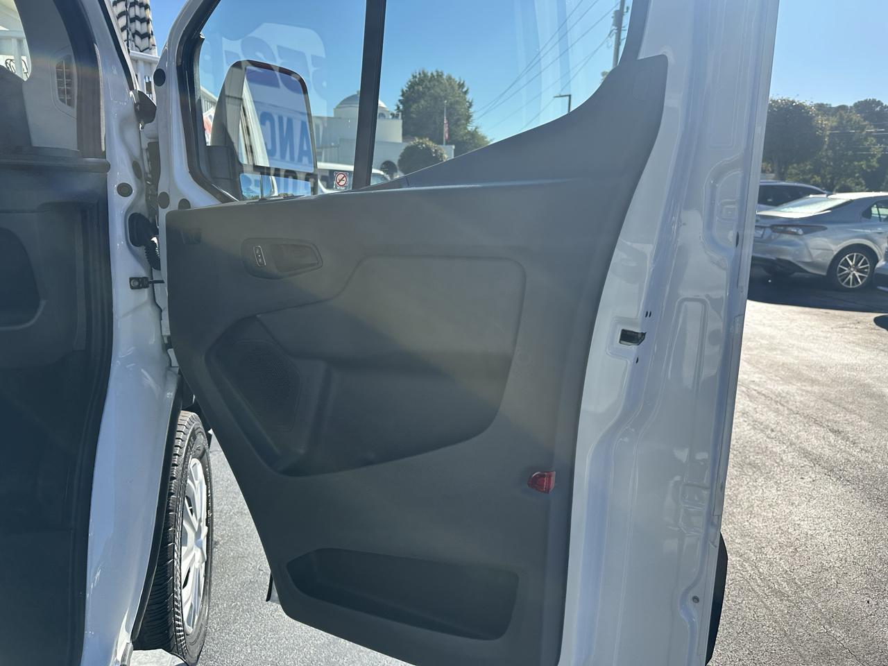 Ford Transit Cargo Van T-250 130" Low Rf 9070 GVWR RWD 2025