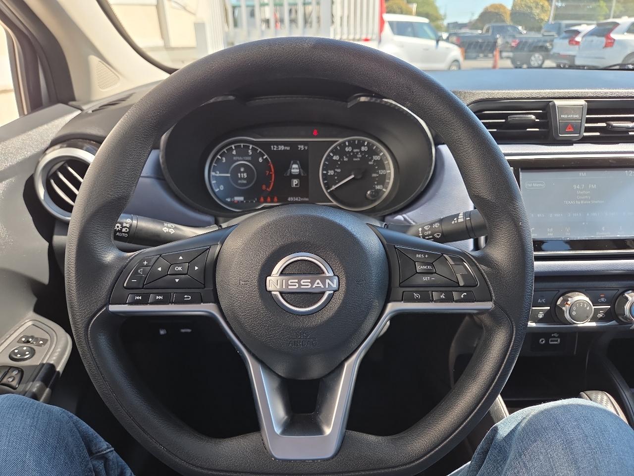 Nissan Versa SV CVT 2024