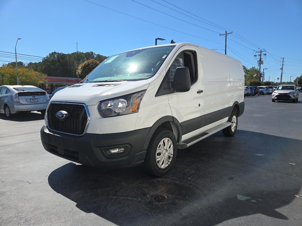 Ford Transit Cargo Van T-250 130" Low Rf 9070 GVWR RWD 2025