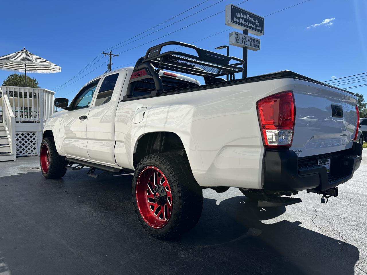 Toyota Tacoma 2WD Access Cab I4 AT SR5 (Natl) 2016